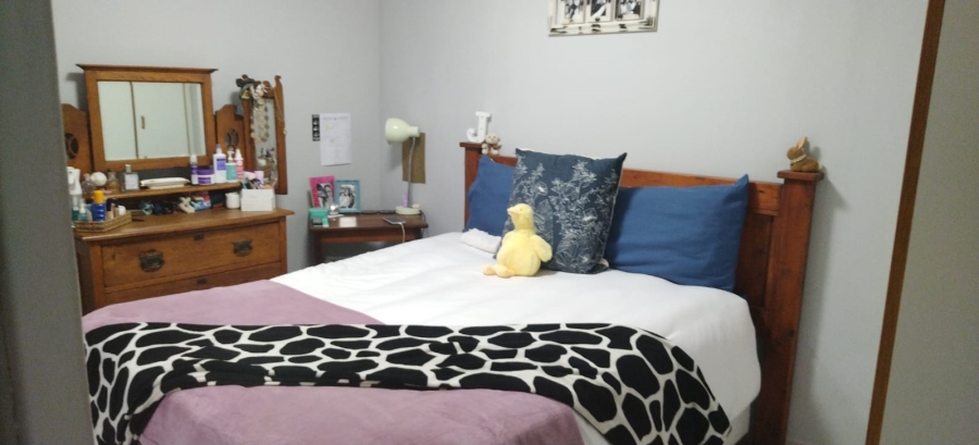 2 Bedroom Property for Sale in Hartenbos Central Western Cape
